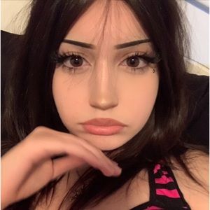 Meet your Posher, Alexandria